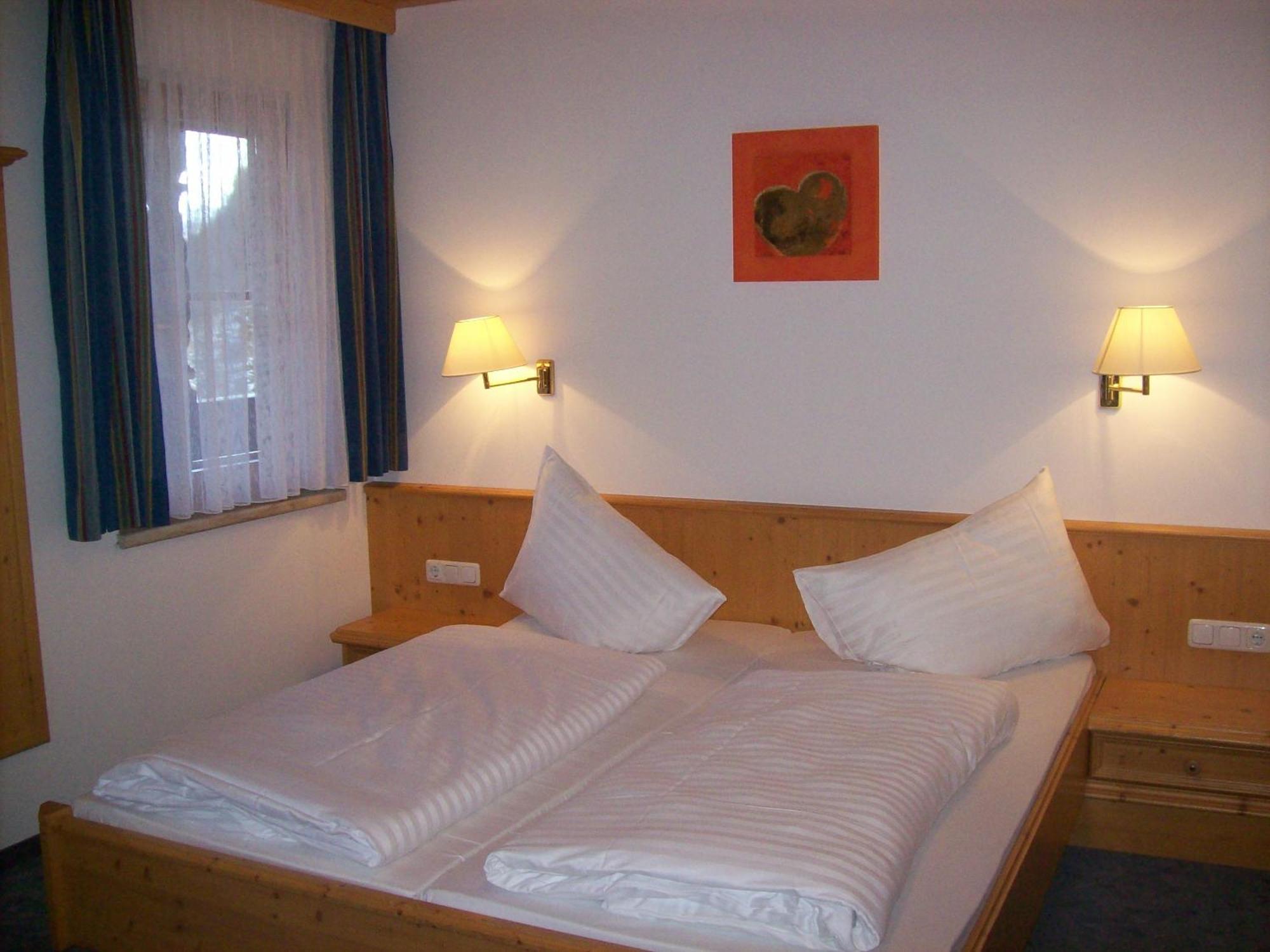 Hotel - Restaurant - Sonnblick Heiligenblut Esterno foto