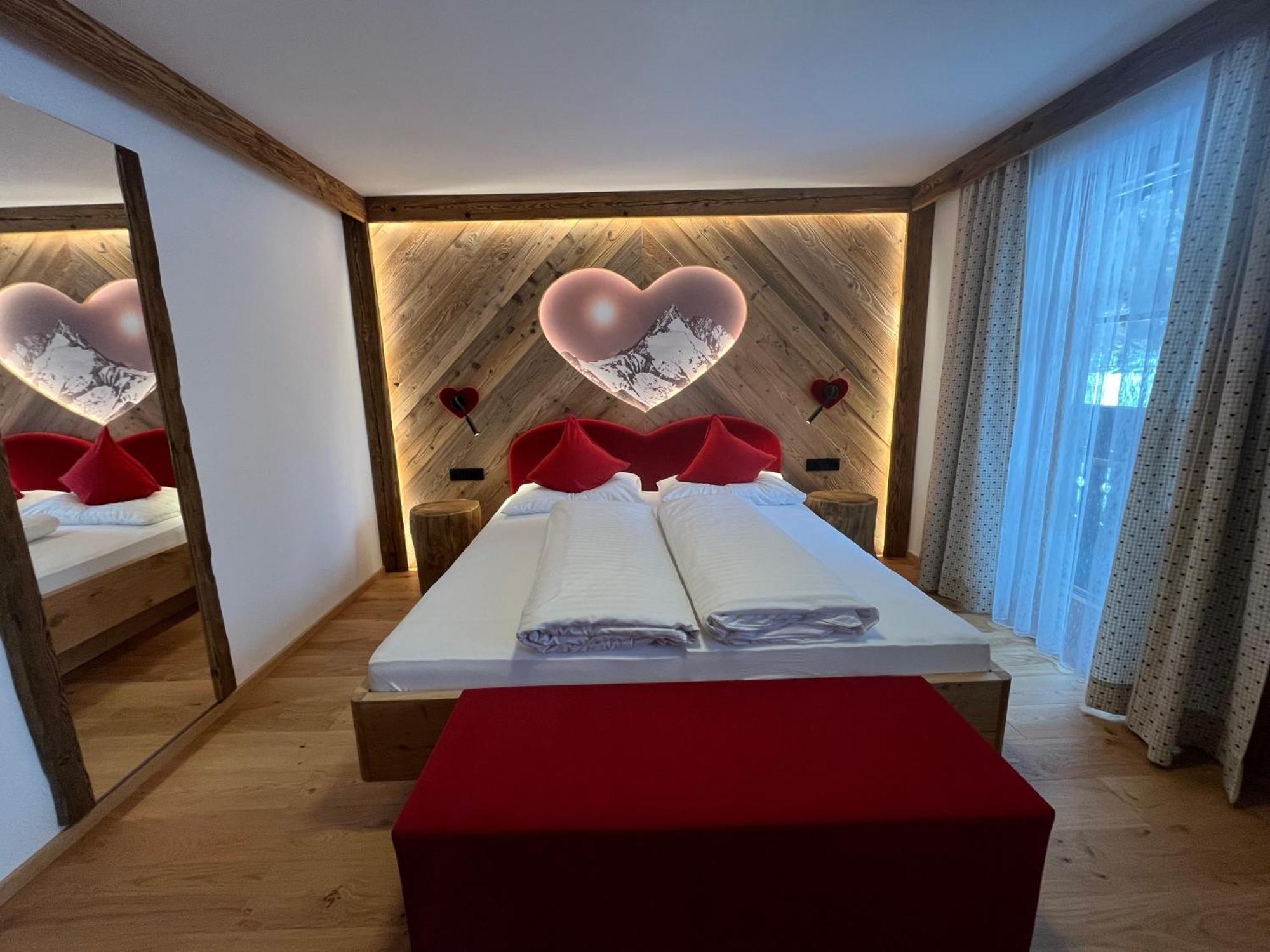 Hotel - Restaurant - Sonnblick Heiligenblut Esterno foto